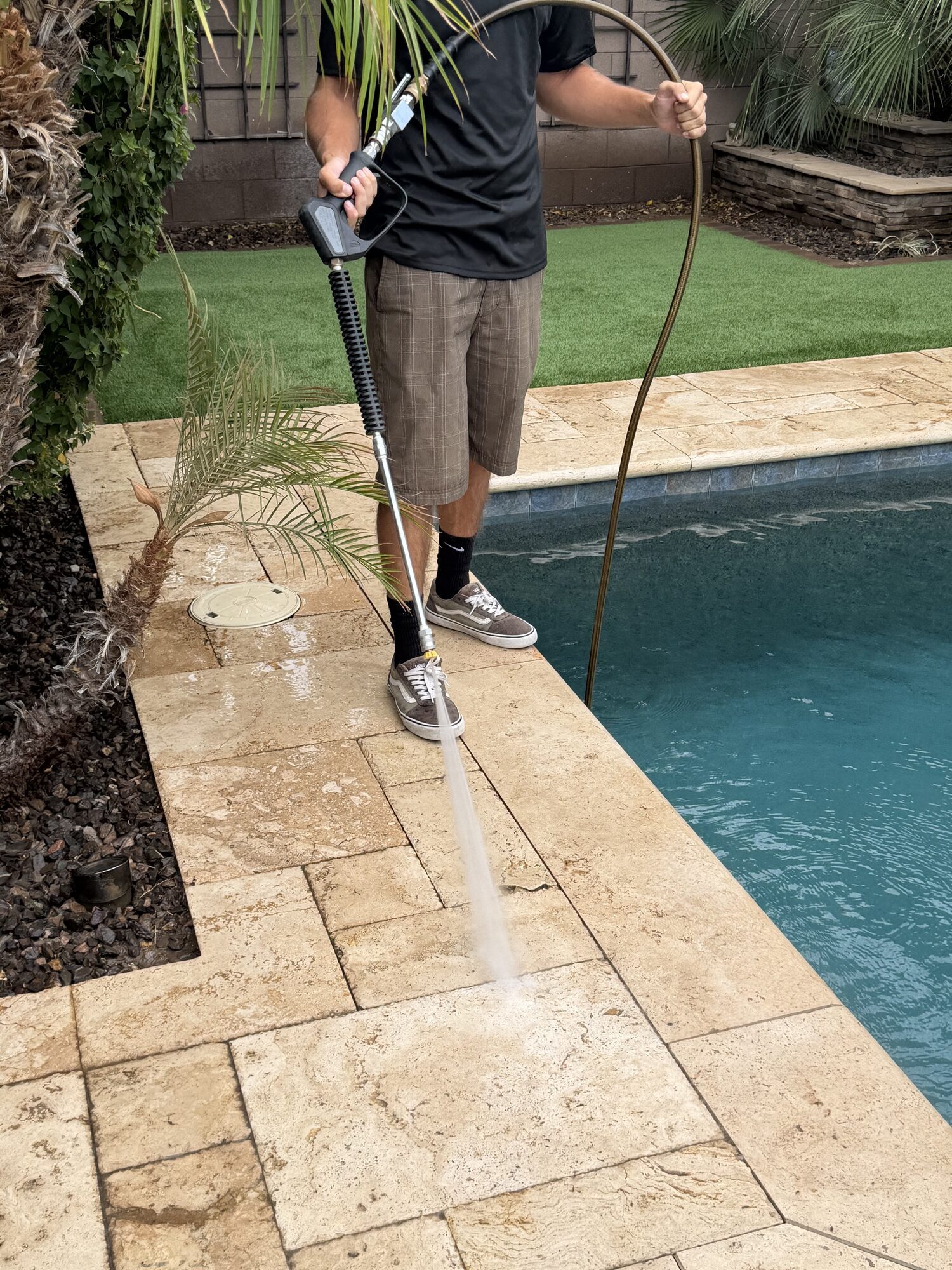 Paver Cleaning, Re-Sanding & Sealing