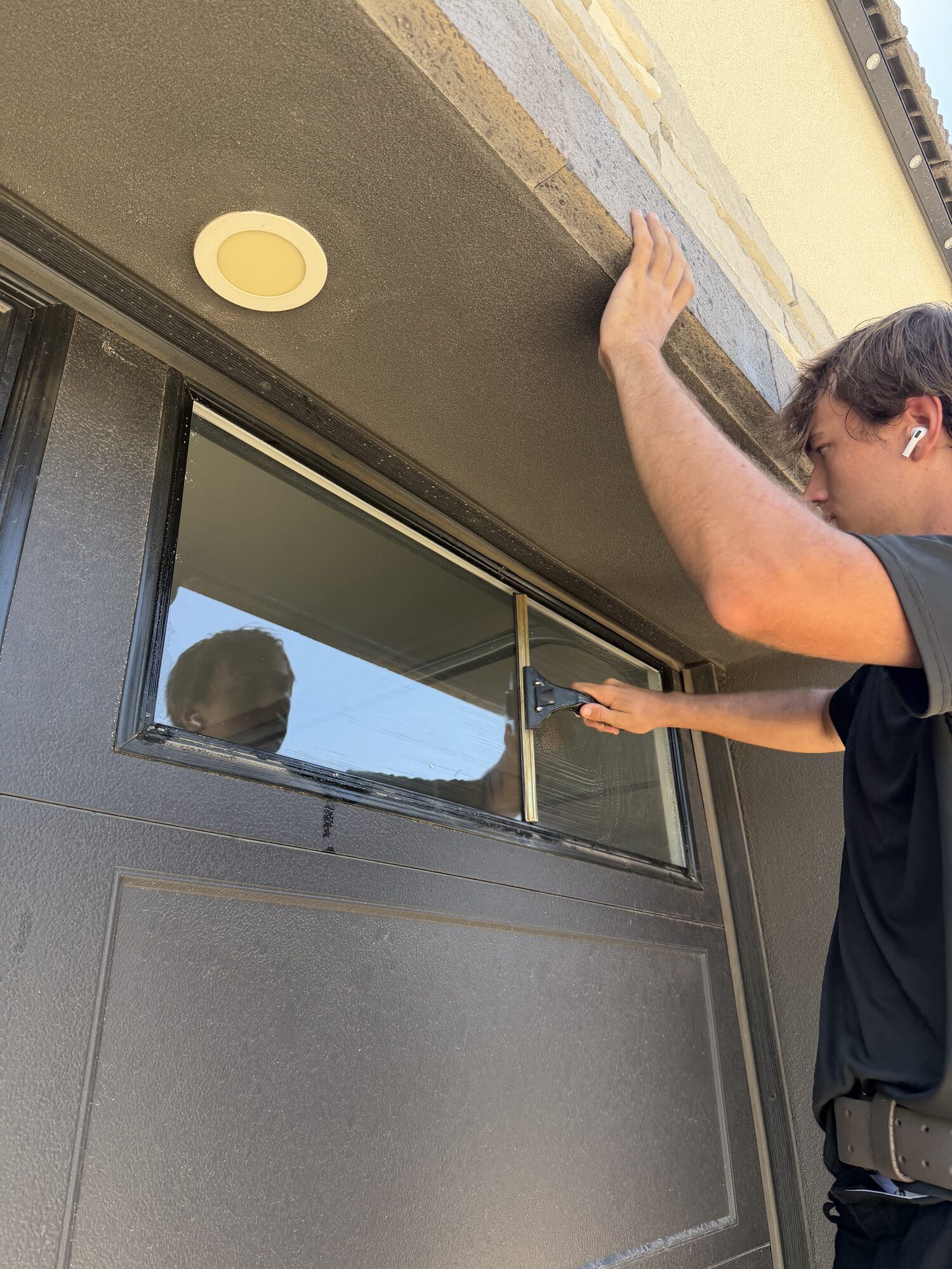 Squeegee on a Small Transom